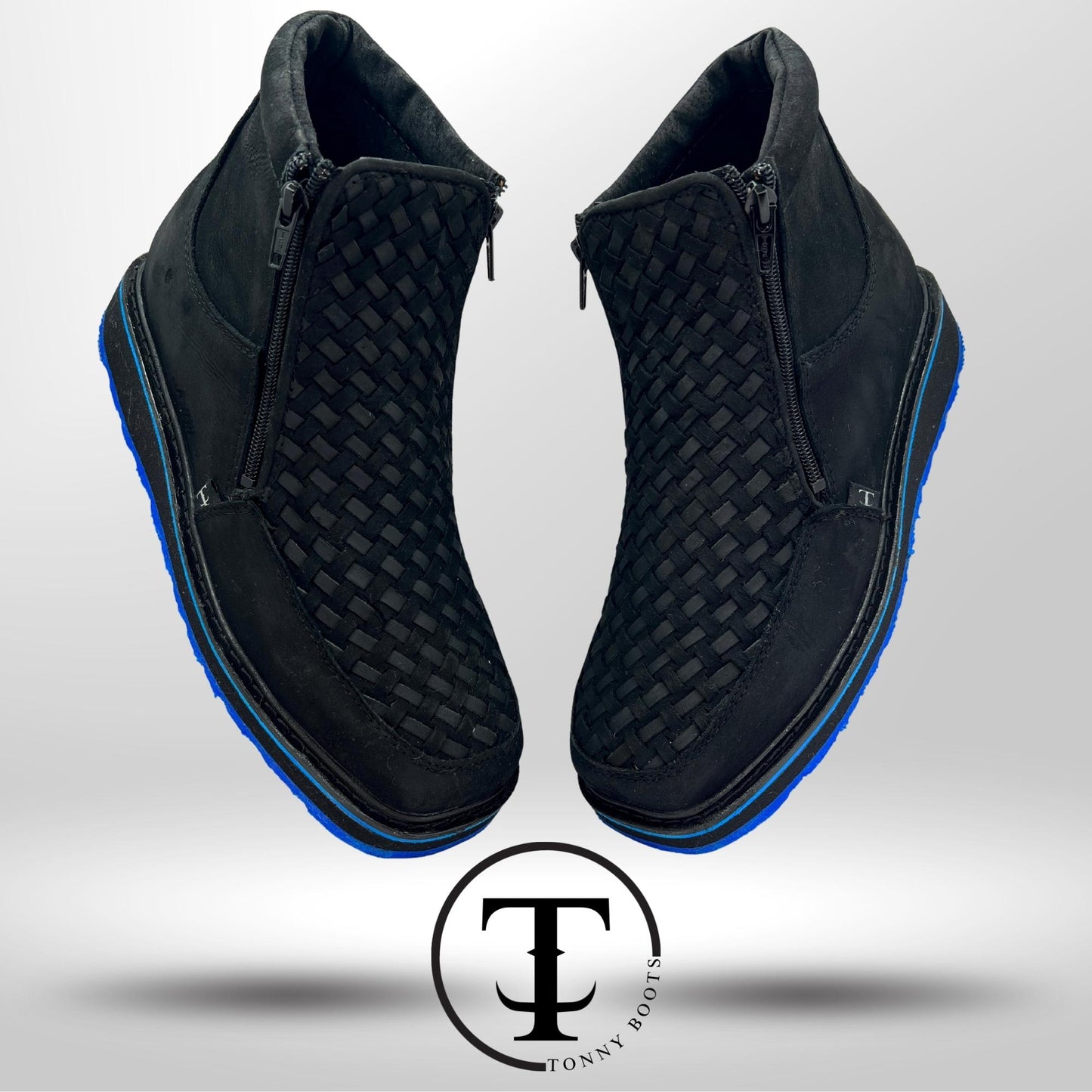 •Petatillo •Color:Negro •Suela:Densidad Azul