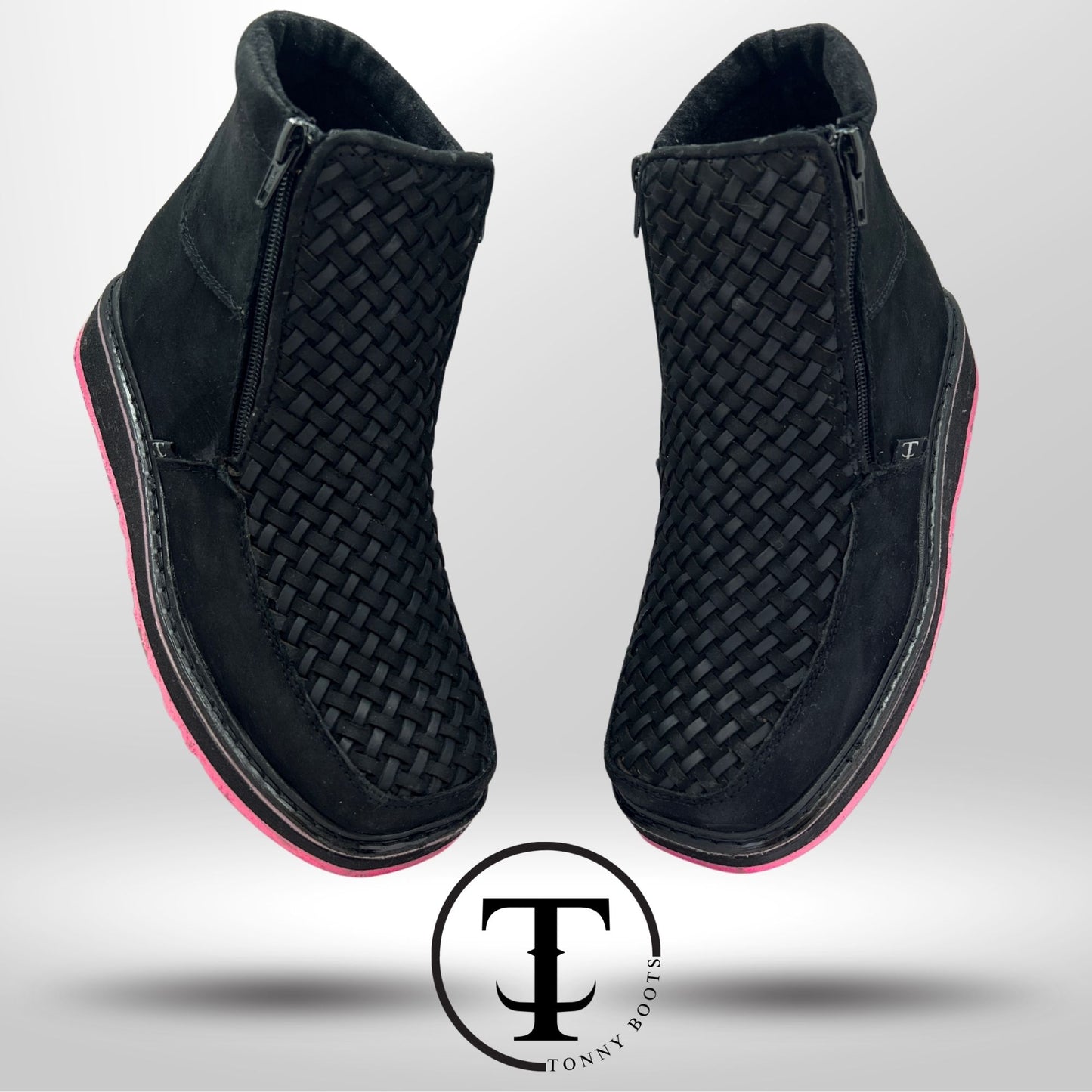 •Petatillo •Color:Negro •Suela:Densidad Rosa