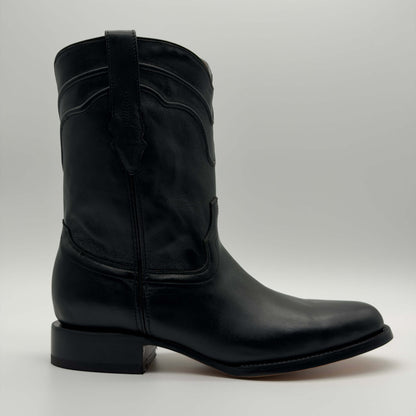 Bota Vaquera Negro Punta Oval — Suela de Cuero