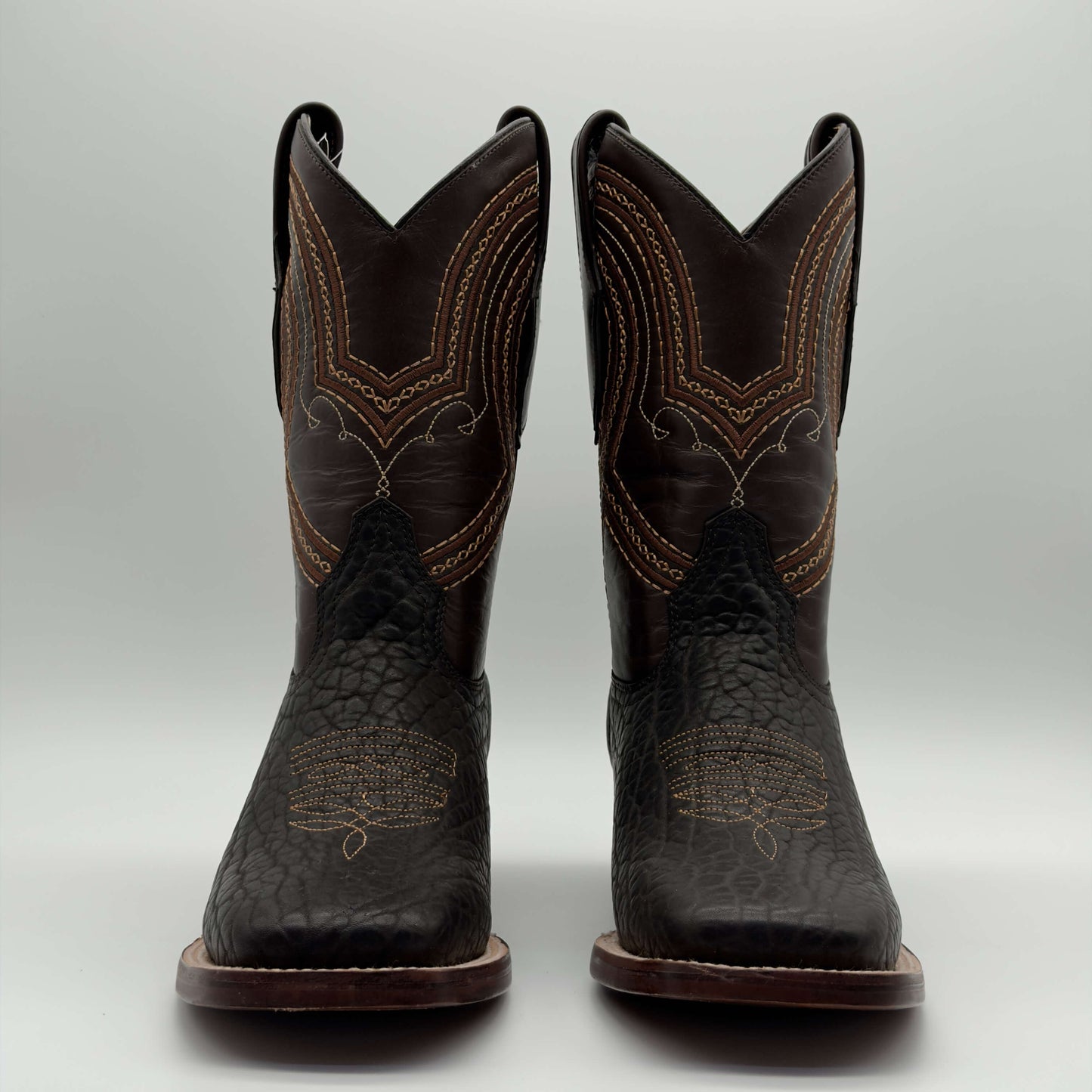 Bota Vaquera Cuello de Toro Café Punta Cuadrada — Suela de Cuero