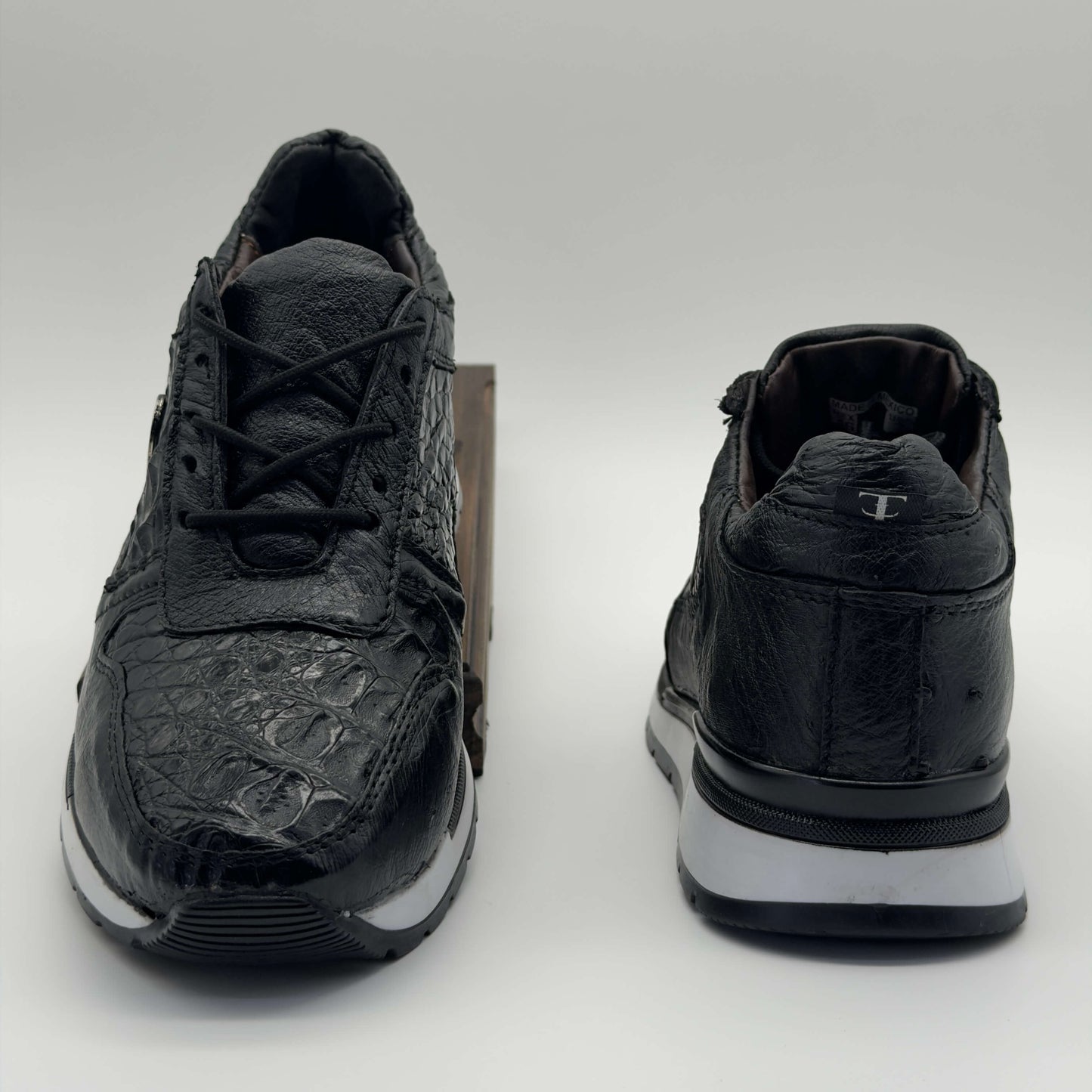 Tenis Mora Cocodrilo Negro