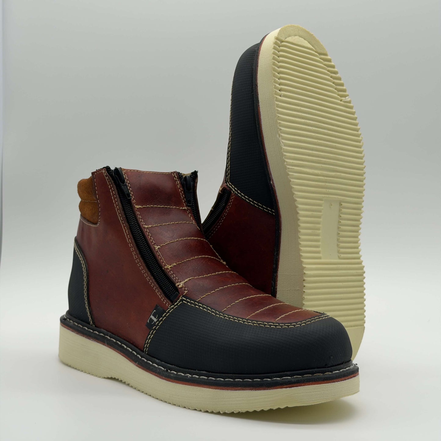 Zapato de Trabajo Doble Cierre Crazy Shedrón Mil Rayas — 100% Piel