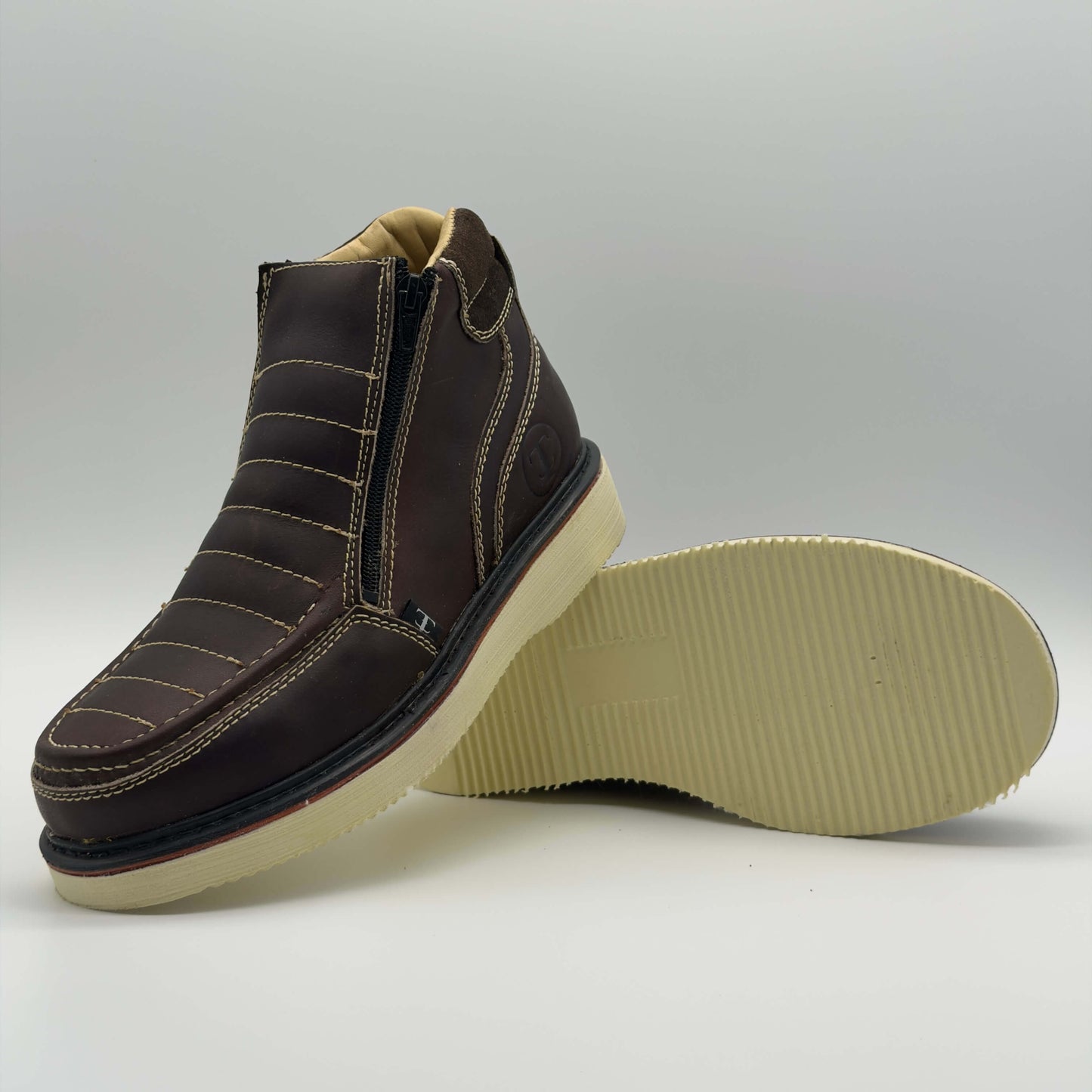 Zapato de Trabajo Doble Cierre Bordado Crazy Café Mil Rayas